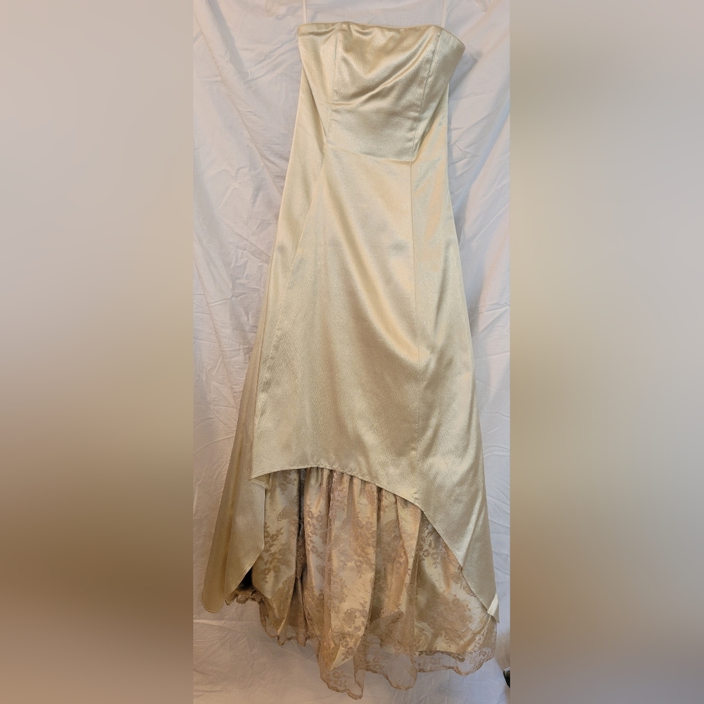 Jessica McClintock Gold Strapless Ballgown, size small